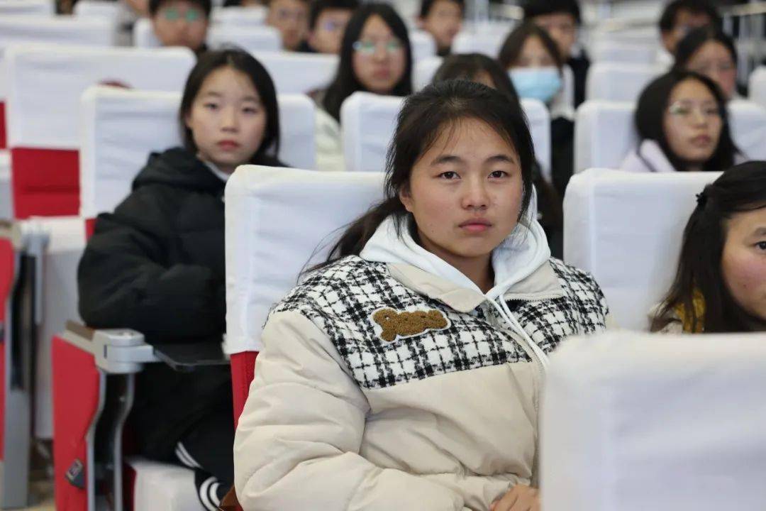 广南县第一中学校举行培优辅临开班仪式_进行_目标_高考