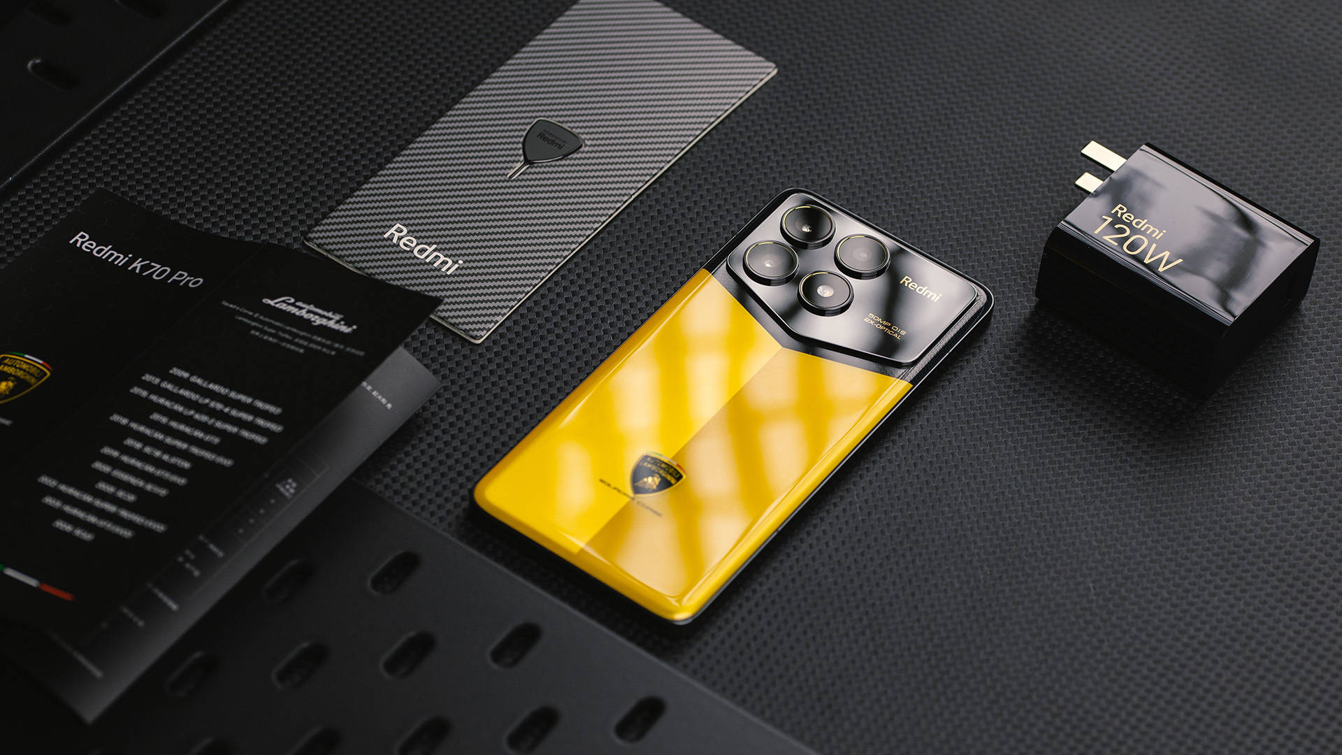 迅猛 狂暴 这是独属于红米的绝尘魅力:redmi k70 pro 冠军版