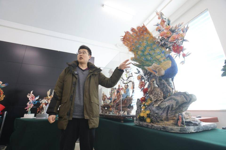 看面塑大师巧夺天工的指尖艺术_摄影_吕奇_齐鲁