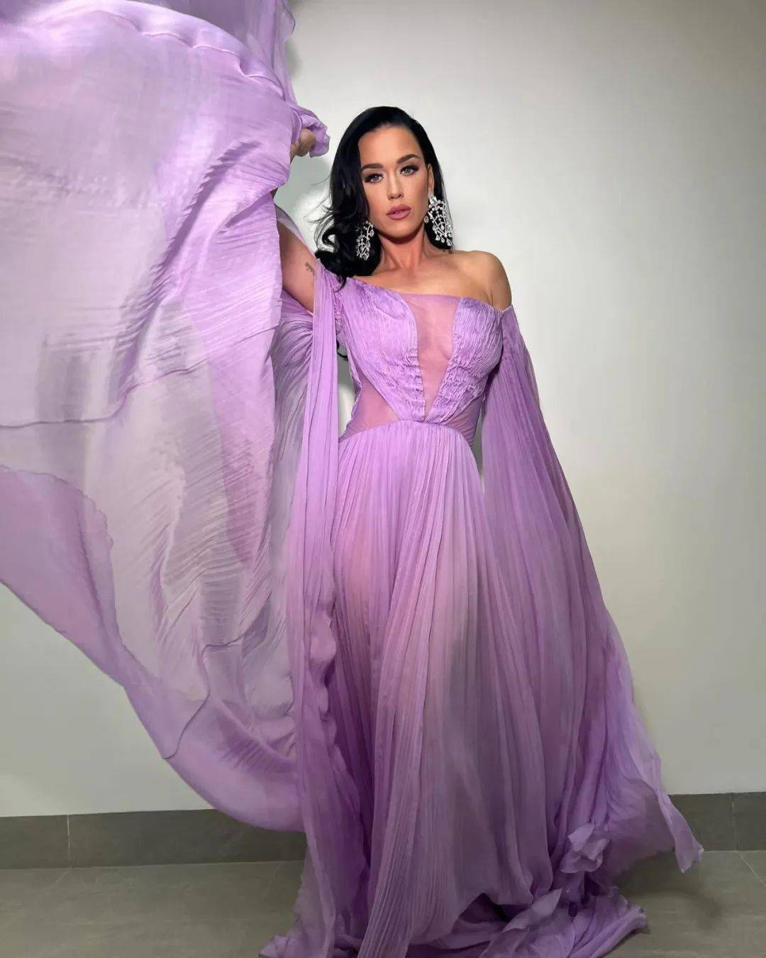 katy perry 为越南国家级晚会表演