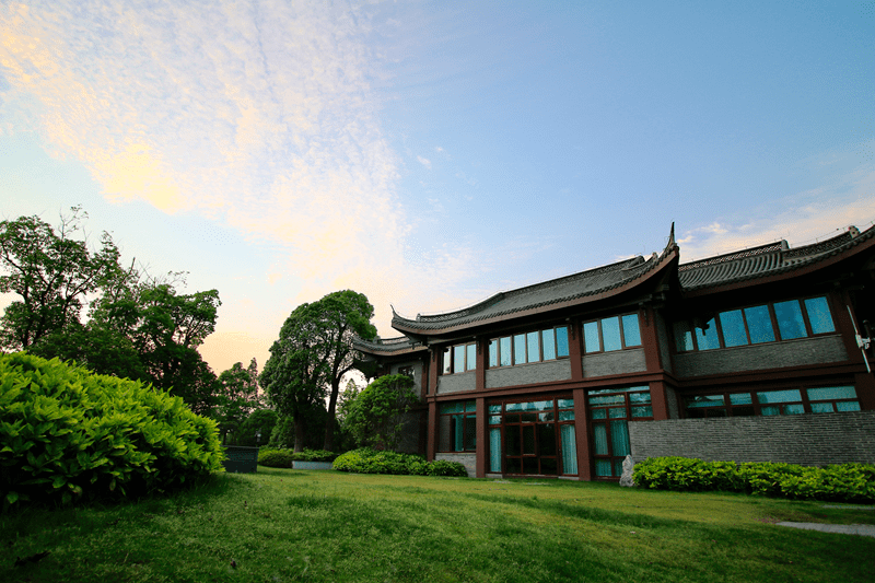 【隐居瘦西湖温泉度假酒店】2天1晚￥899起享静享温泉大/双床房1间1晚