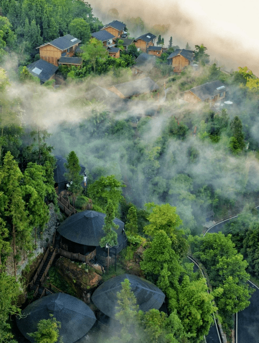 马边有个卡莎莎,小凉山里大世界_村民_福来_旅游