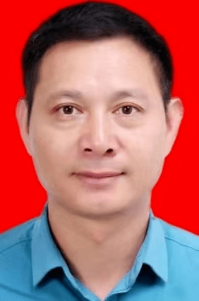 敬业奉献好人胡爱华,男,1978年11月出生,罗坊镇湖头村党支部副书.