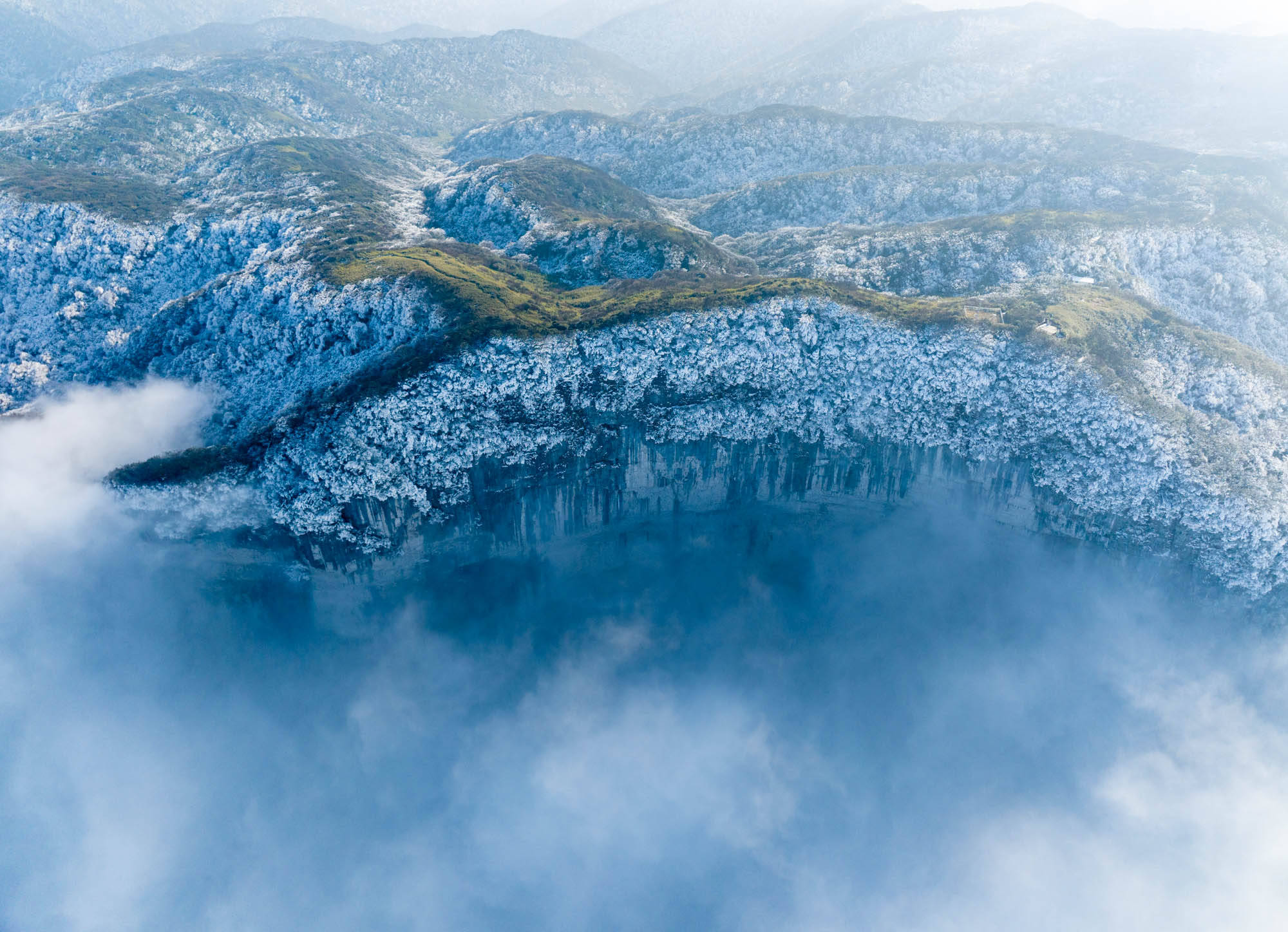 南川金佛山下雪图片