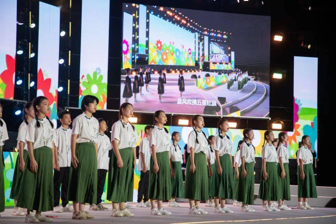 表演者:惠来县实验小学,惠来东陇中学《力量》(杂技)表演者:广州杂技