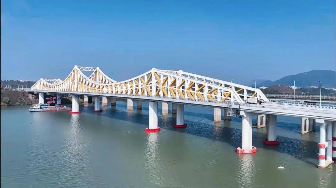 赣州赣江大桥图片