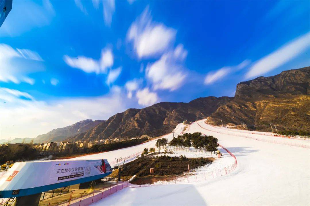 延庆冬奥高山滑雪场图片