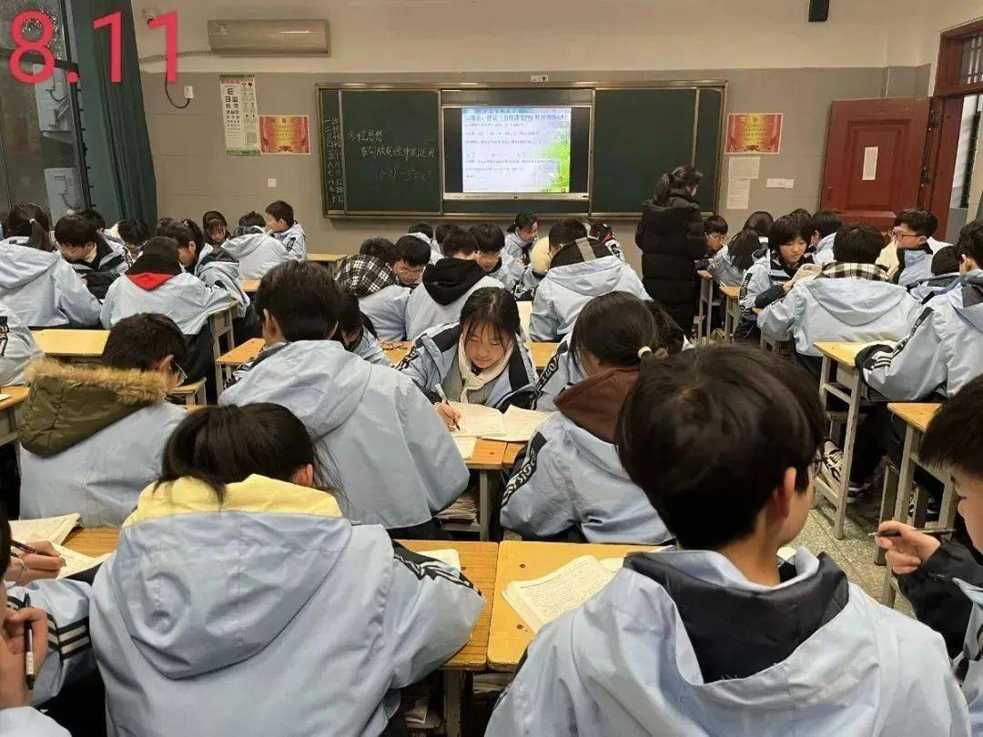 邓州南阳幼儿师范学校图片