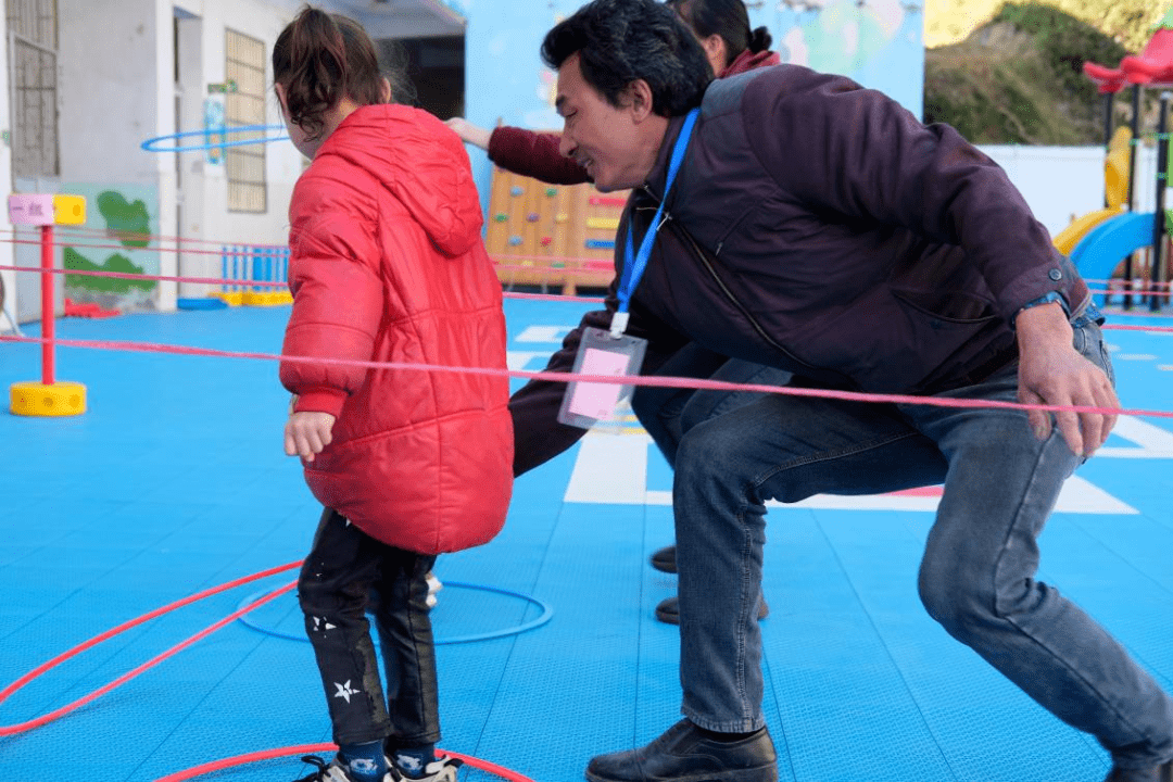 武平縣下壩中心幼兒園開展