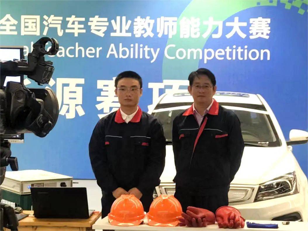 靠谱星光丨培养全方位技能人才,普陀这一劳模创新工作室为汽车产业持续赋能!_搜狐汽车_搜狐网